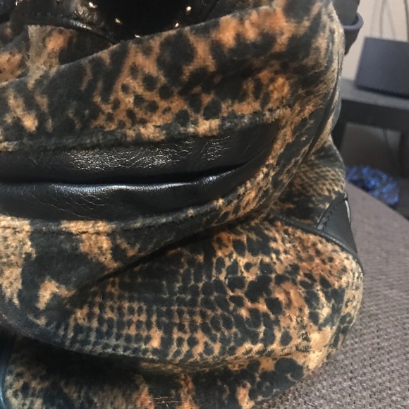 Juicy Couture satchel purse snakeskin velour - Picture 4 of 8